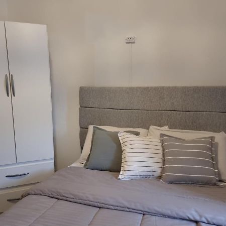 Katana Capsule Hostel 门多萨 外观 照片