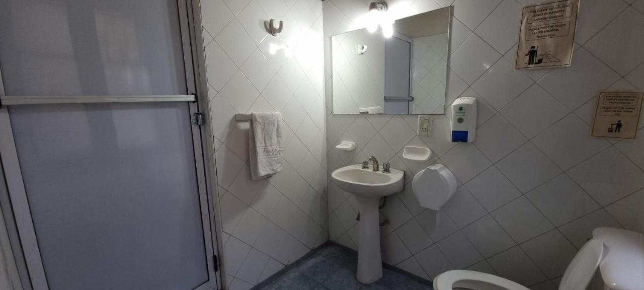 Katana Capsule Hostel 门多萨 外观 照片